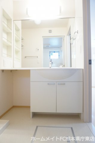 パレス丹波　参番館の独立洗面台