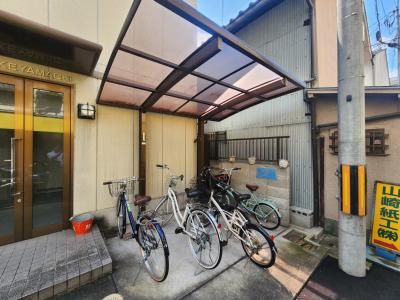 ハミングＴＡＫＥＹＡＭＡＣＨＩ（ハミングタケヤマチ）の駐車場|駐輪場