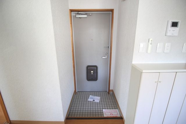 メゾン内藤の玄関|毎日通る玄関はこちらです