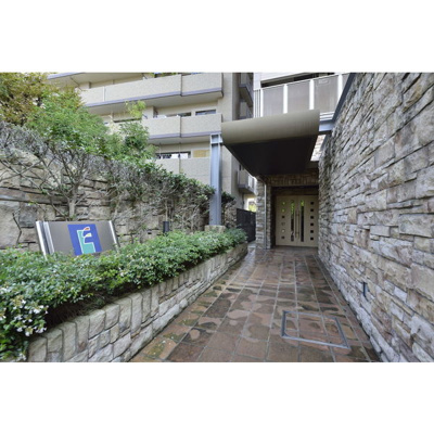 【エントランス】 | ●エステムコート梅田茶屋町デュアルスペース