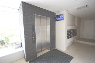 【エントランス】 | 建物の内部です