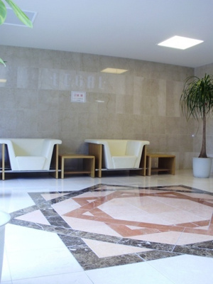 【エントランス】 | リーガル福島駅前