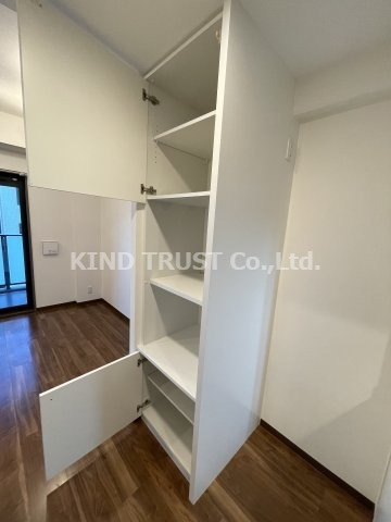 ネットフローラ梅田北の収納|大きなスペースがあり、収納には困りません