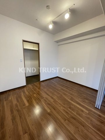 ネットフローラ梅田北の洋室|広々とした洋室です