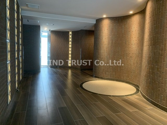 ネットフローラ梅田北のロビー|落ち着いたロビーです