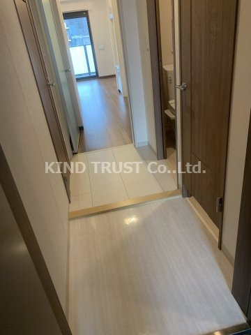 ネットフローラ梅田北の玄関|ゆったりとした玄関です