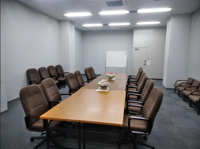 【設備】 | オカバ千葉テックビル | 会議室