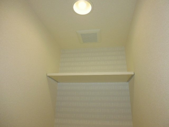 クレールはなのトイレ|棚