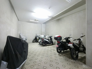 【その他共用部分】 | 敷地内バイク置場