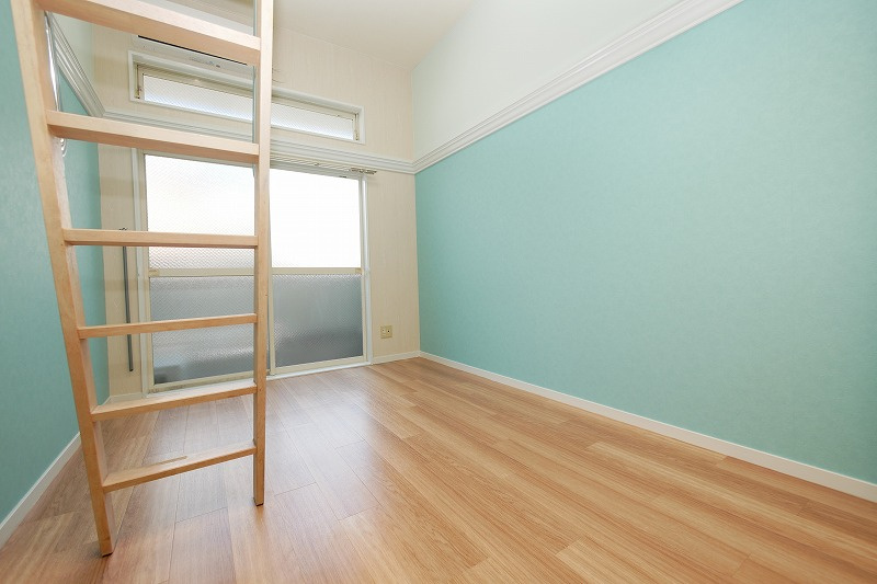 パレス戸坂桜東町の居間・リビング|パレス戸坂桜東町　106号