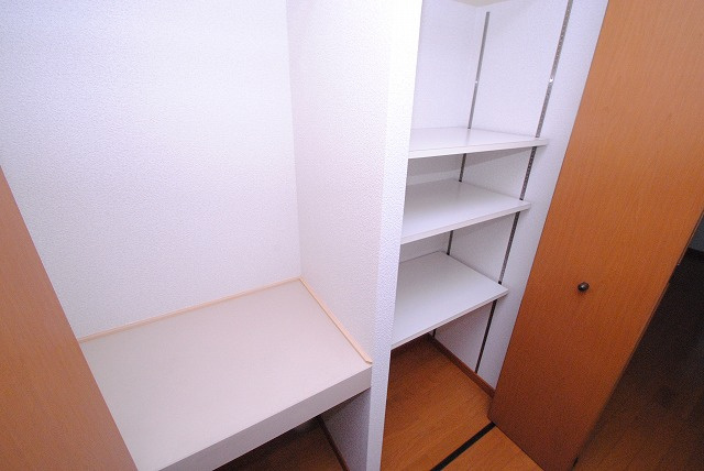 エスペランサ壱番館の収納|内装イメージ：同物件別室