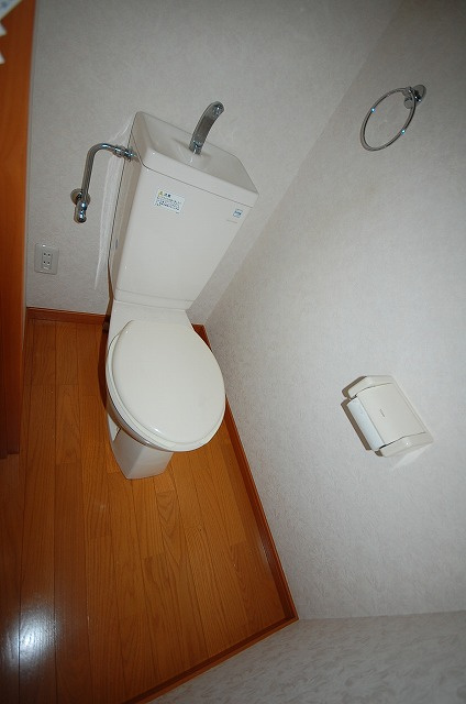 エスペランサ壱番館のトイレ|内装イメージ：同物件別室