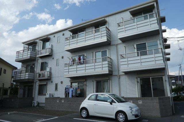 倉敷市白楽町の賃貸マンションの外観
