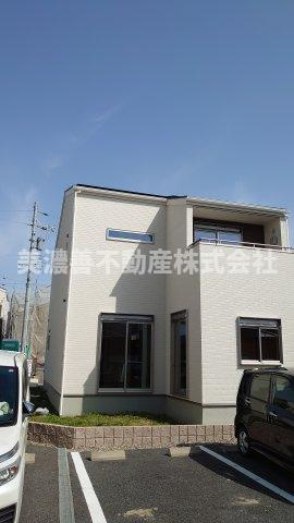 ５５４７４　岐阜市鏡島未使用戸建ての外観