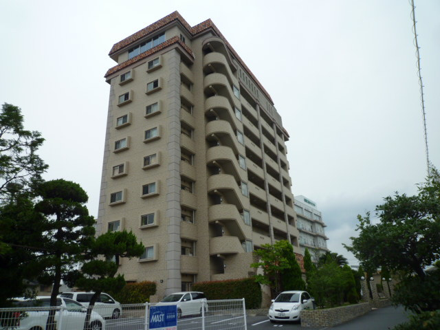 サンルーフパークマンションの外観