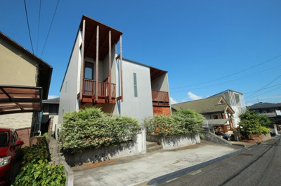 【外観】 | 大津市仰木の里東2丁目　吹き抜けのおしゃれな家 | お洒落なデザインの建物外観