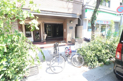 【エントランス】 | エクセランス梅田西