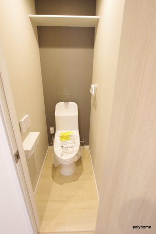 SELENITE塚本　仲介手数料無料のトイレ