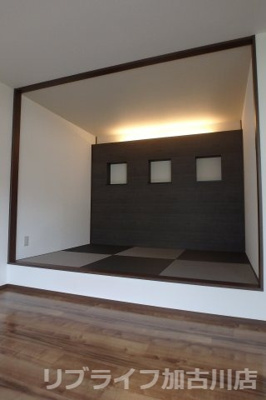 【居間・リビング】 | ハイツサンライフ | 畳スペース