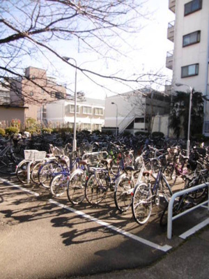 【その他共用部分】 | カーサ第2宇喜田3号棟 | 駐輪場