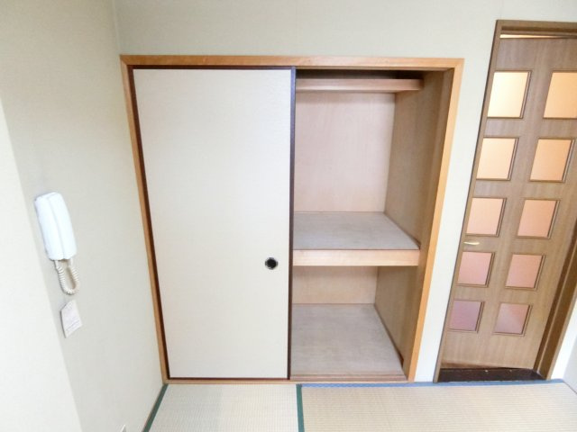 アプティ3番館の収納