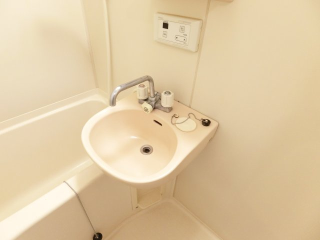 アプティ3番館の洗面所