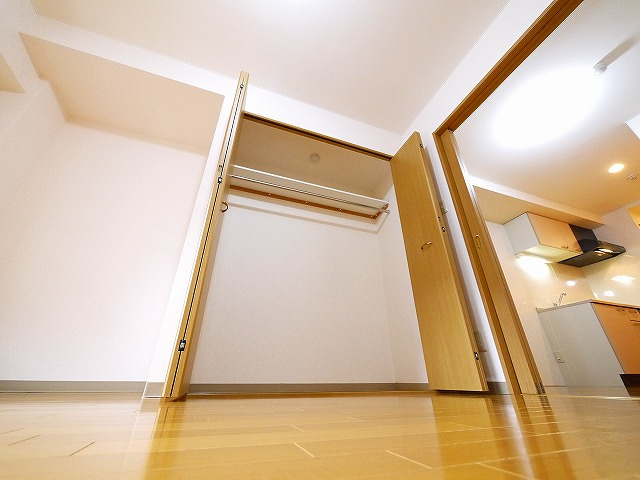 アプローズ（南郡山町）の収納