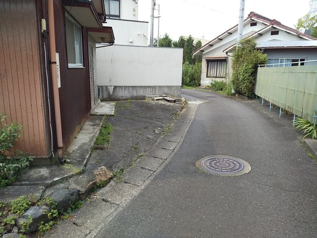５５３７８　岐阜市大菅北土地の前面道路含む現地写真