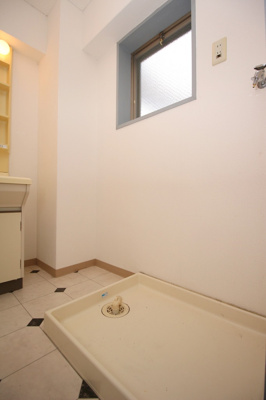 【設備】 | スクエアコート | 室内洗濯機置き場