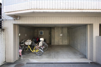 【その他共用部分】 | スクエアコート | 駐輪場
