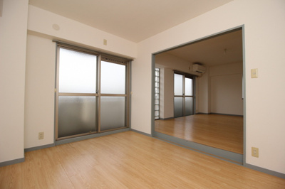 【洋室】 | スクエアコート