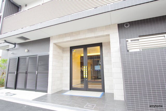 ライブカーサ千林大宮　仲介手数料無料のエントランス