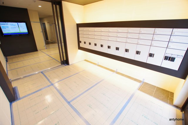 ライブカーサ千林大宮　仲介手数料無料のロビー