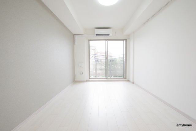 ライブカーサ千林大宮　仲介手数料無料の居間・リビング