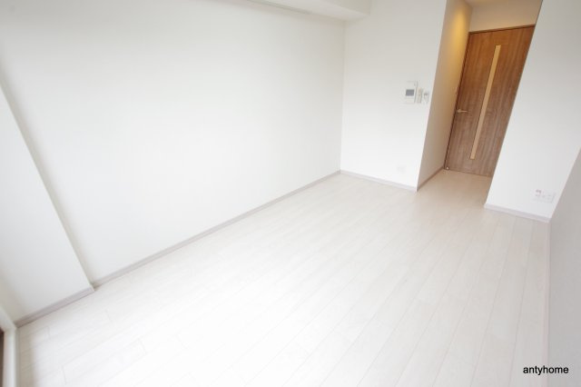 ライブカーサ千林大宮　仲介手数料無料の洋室