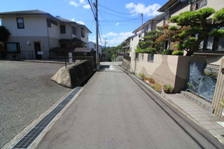【前面道路含む現地写真】