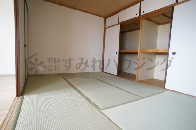 グランドゥール平井の寝室