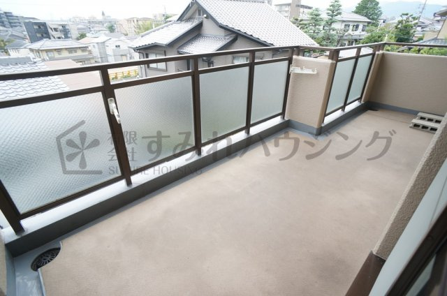 グランドゥール平井のバルコニー