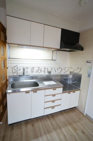 グランドゥール平井のキッチン