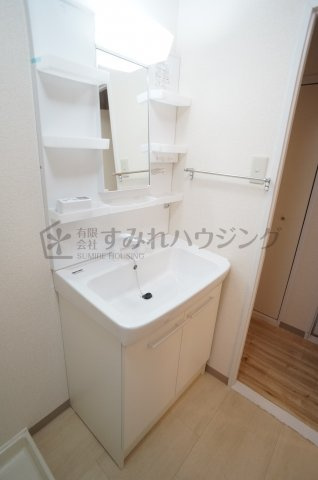 グランドゥール平井の洗面所