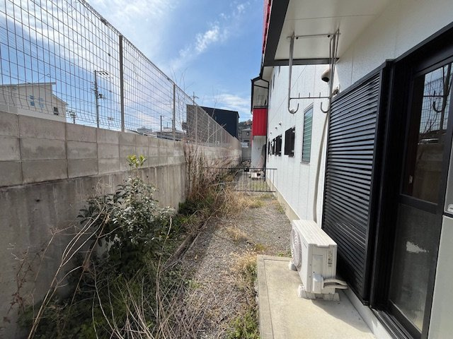 リバーサイド小車5号の庭