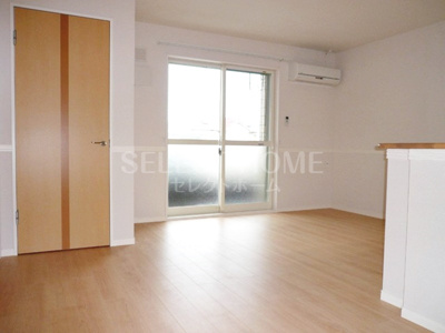 【居間・リビング】 | フェリーチェ | 居間です