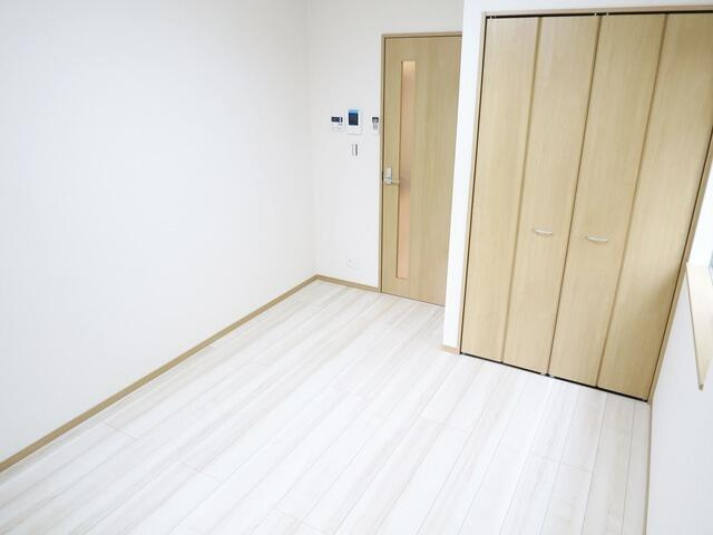 フローラ東小岩の寝室
