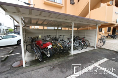 【周辺】 | サクシード