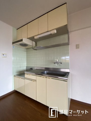 【キッチン】 | サクシード | 同型タイプ