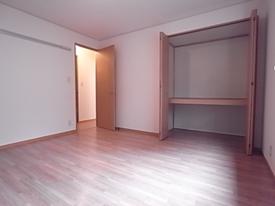 【寝室】 | パル