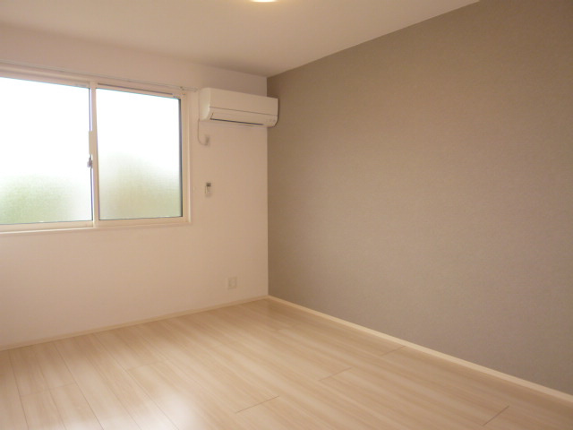 Ｄ－ｒｏｏｍ１４１の寝室|洋室