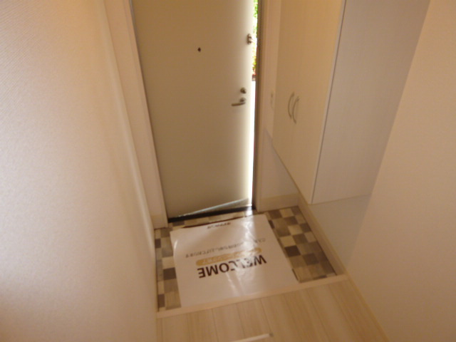 Ｄ－ｒｏｏｍ１４１の玄関