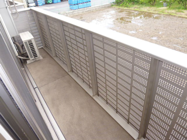Ｄ－ｒｏｏｍ１４１のバルコニー