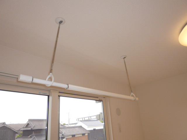 Ｄ－ｒｏｏｍ１４１の設備|室内物干し